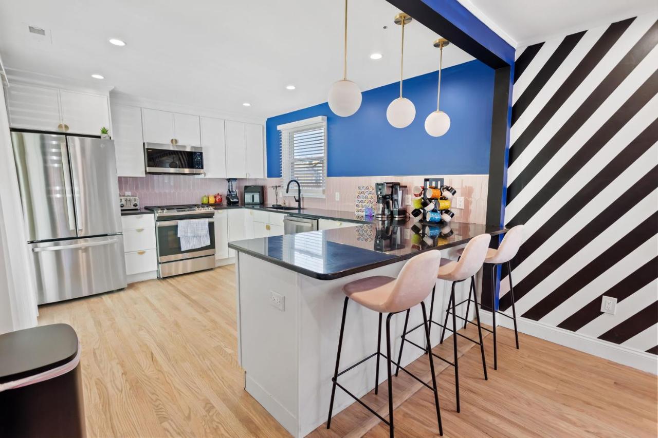 Stylishly Renovated 5-bedroom In Ac - Perfect For Groups And Families Holiday home