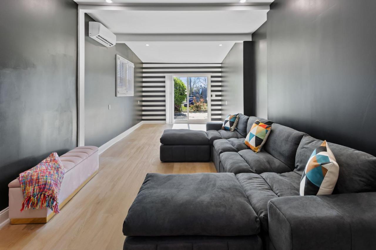 Holiday home Stylishly Renovated 5-bedroom In Ac - Perfect For Groups And Families