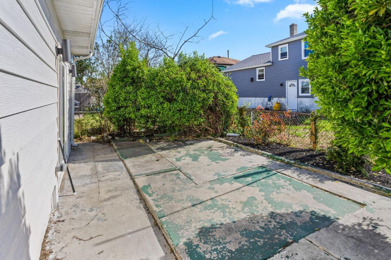 Stylishly Renovated 5-bedroom In Ac - Perfect For Groups And Families *