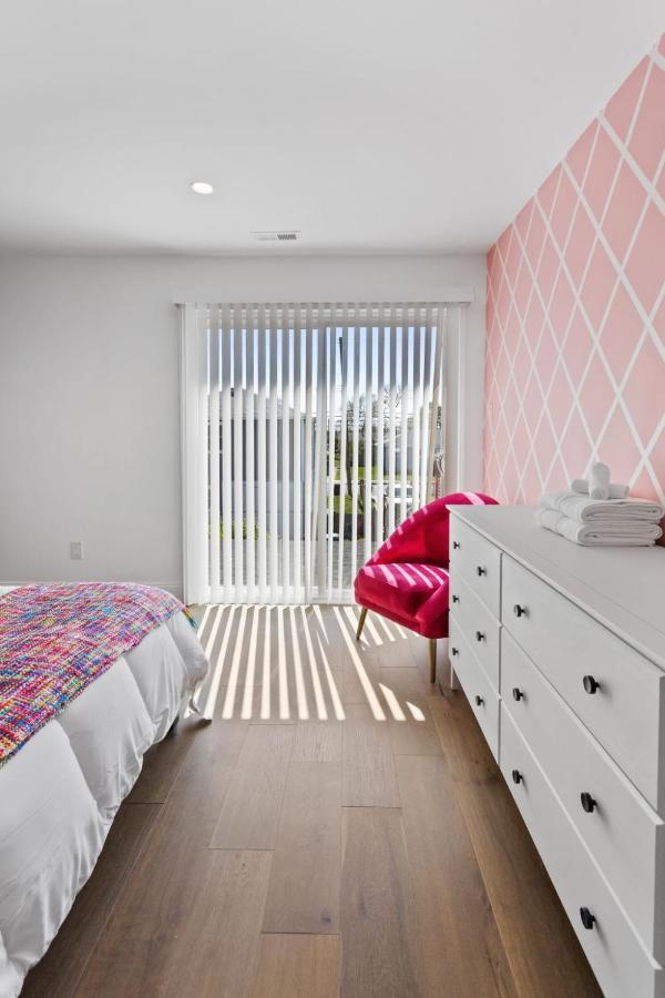 Stylishly Renovated 5-bedroom In Ac - Perfect For Groups And Families