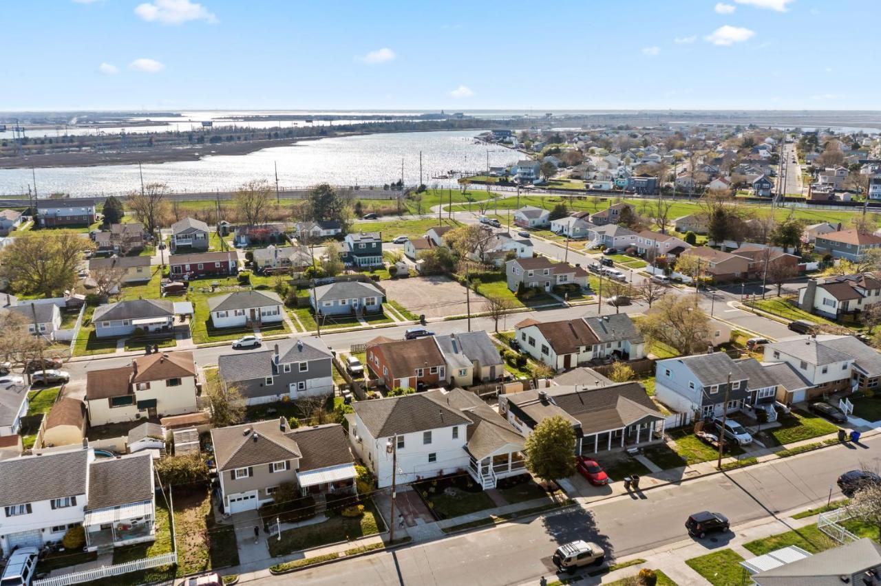 Holiday home Stylishly Renovated 5-bedroom In Ac - Perfect For Groups And Families
